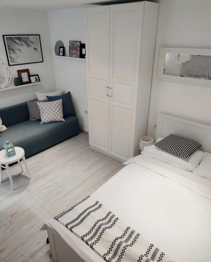 רוביני Davor Holiday Apartments מראה חיצוני תמונה
