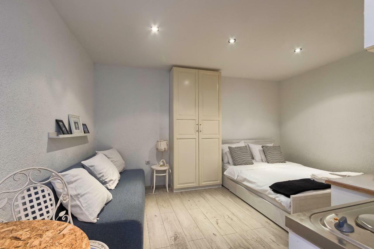 רוביני Davor Holiday Apartments מראה חיצוני תמונה