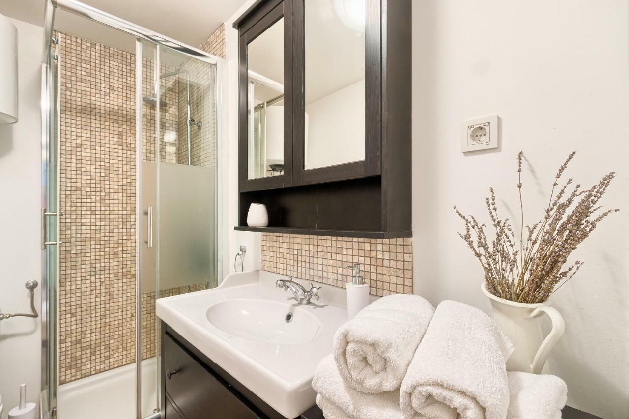 רוביני Davor Holiday Apartments מראה חיצוני תמונה